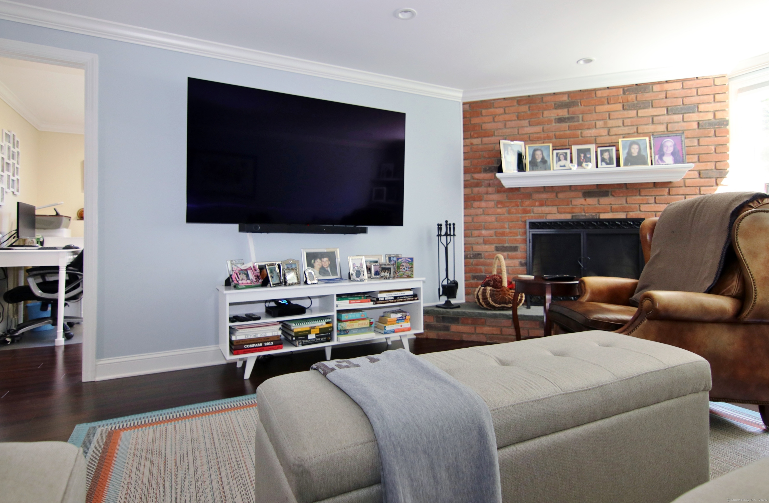 30 Possum Circle Norwalk, CT 06854 - Photo 20 of 23 a living room with furniture and a flat screen tv