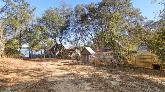 $173,000 | 932 Hammond Lake Drive, Fountain, FL 32438