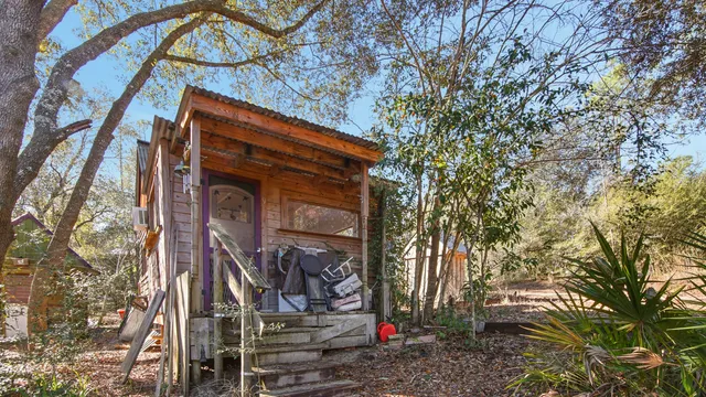 $173,000 | 932 Hammond Lake Drive, Fountain, FL 32438