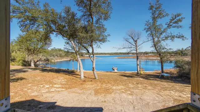 $173,000 | 932 Hammond Lake Drive, Fountain, FL 32438