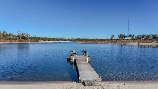 $173,000 | 932 Hammond Lake Drive, Fountain, FL 32438