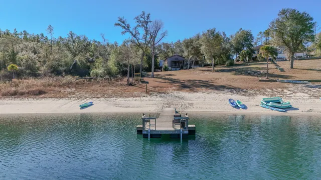 $173,000 | 932 Hammond Lake Drive, Fountain, FL 32438