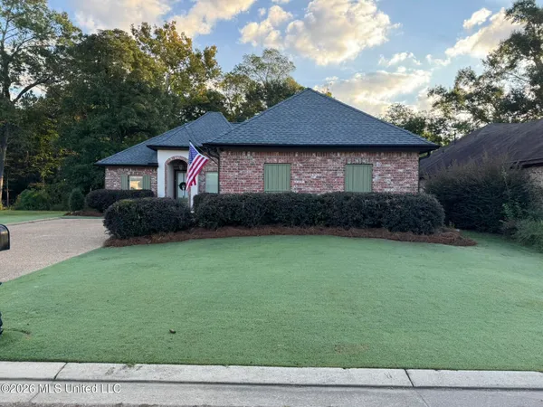 $299,000 | 148 West Pinebrook Drive, Brandon, MS 39047