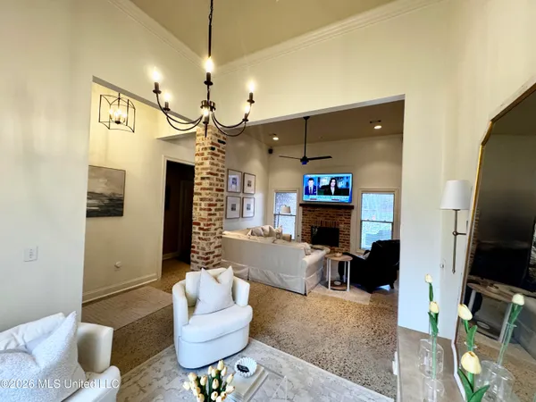 $299,000 | 148 West Pinebrook Drive, Brandon, MS 39047