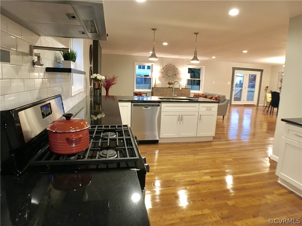 2913 Brook Road Richmond, VA 23220 - Photo 3 of 43 Gallery Image 3