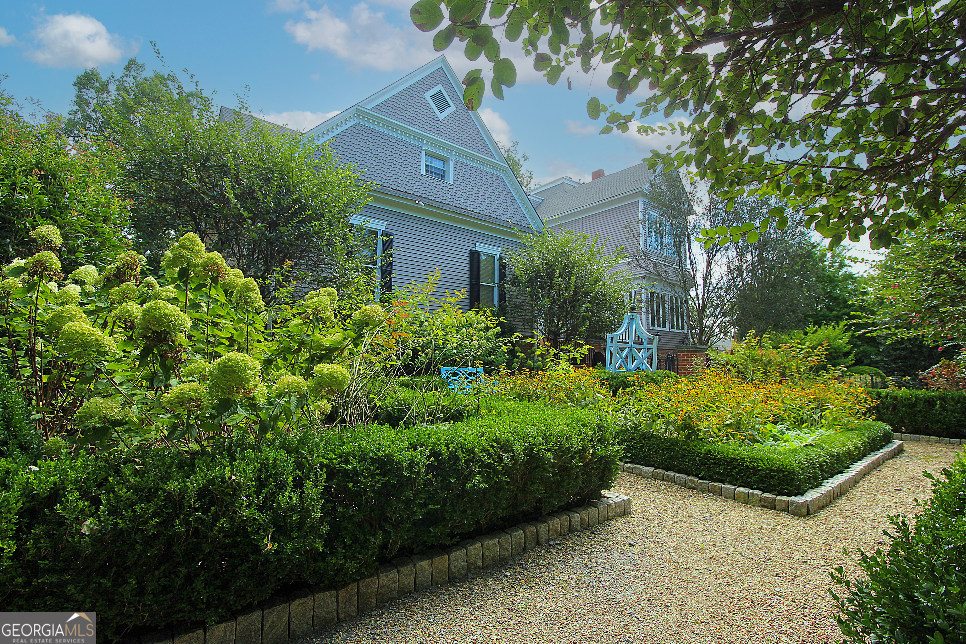320 East 3rd Avenue Rome, GA 30161 - Photo 132 of 152 a view of a garden with plants