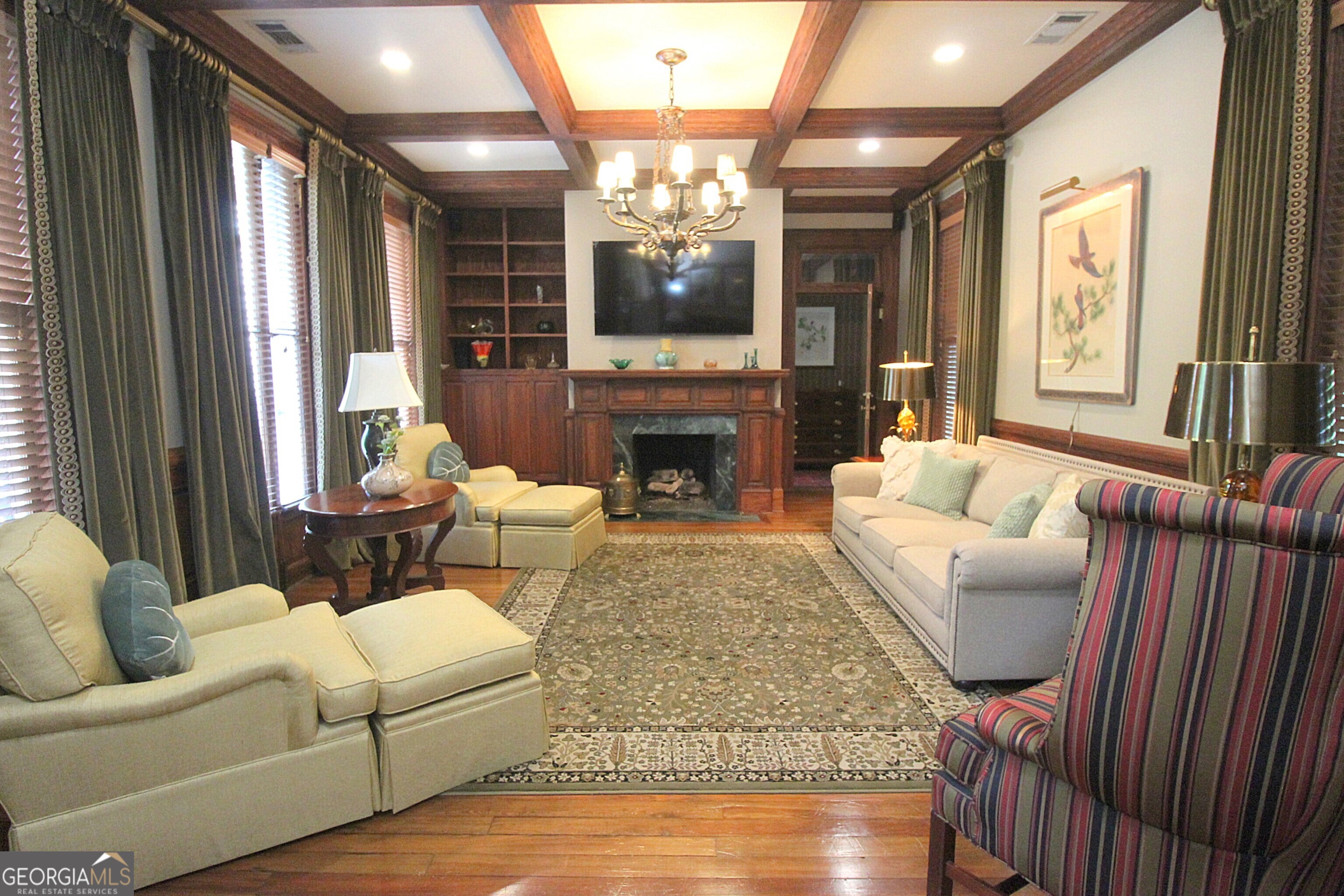 320 East 3rd Avenue Rome, GA 30161 - Photo 50 of 152 a living room with furniture fireplace and flat screen tv