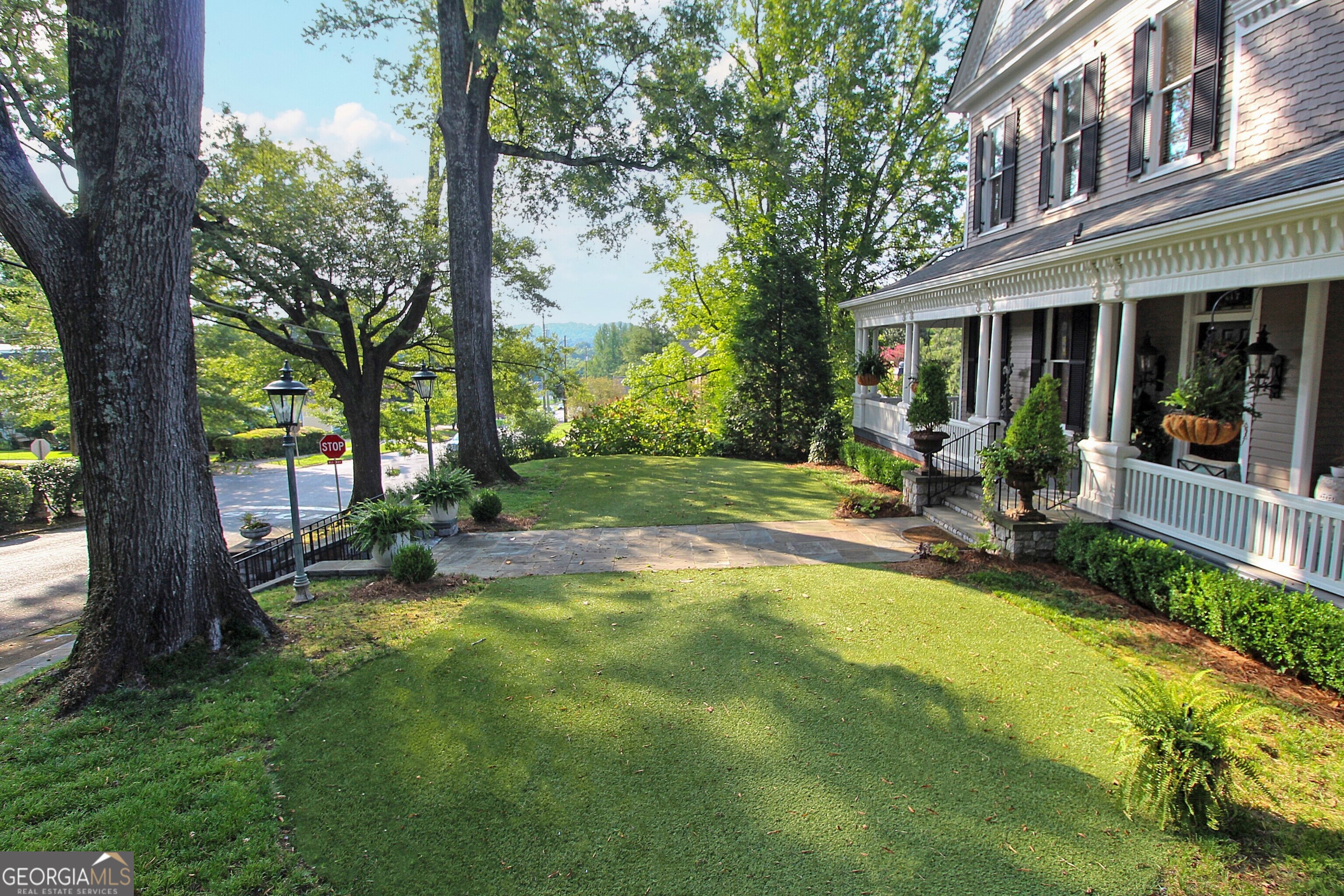 320 East 3rd Avenue Rome, GA 30161 - Photo 7 of 152 a view of a house with swimming pool and sitting area