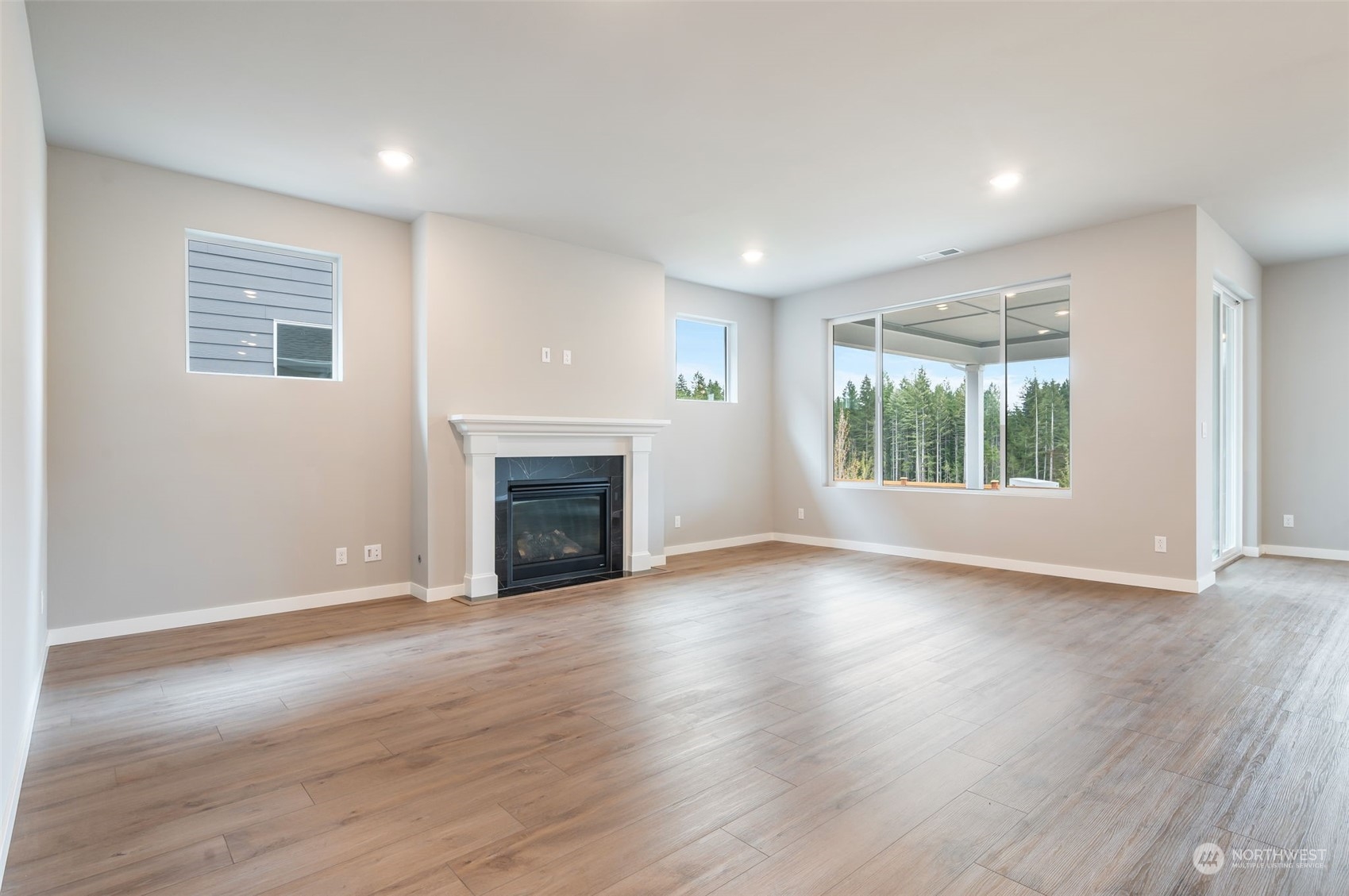5511 Kinross Rd Port Orchard Southwest, Unit 108 Port Orchard, WA 98367 - Photo 3 of 27 Gallery Image 3
