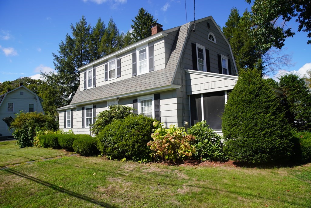 61 Silver Street Greenfield, MA 01301 - Photo 3 of 31
