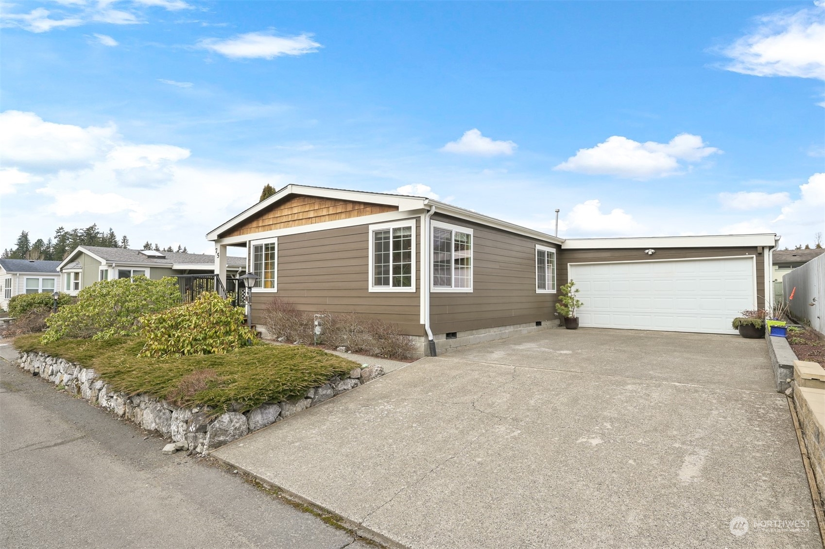 2015 24th Bellingham Wa 98225, Unit 75, Bellingham, WA 98225 Compass