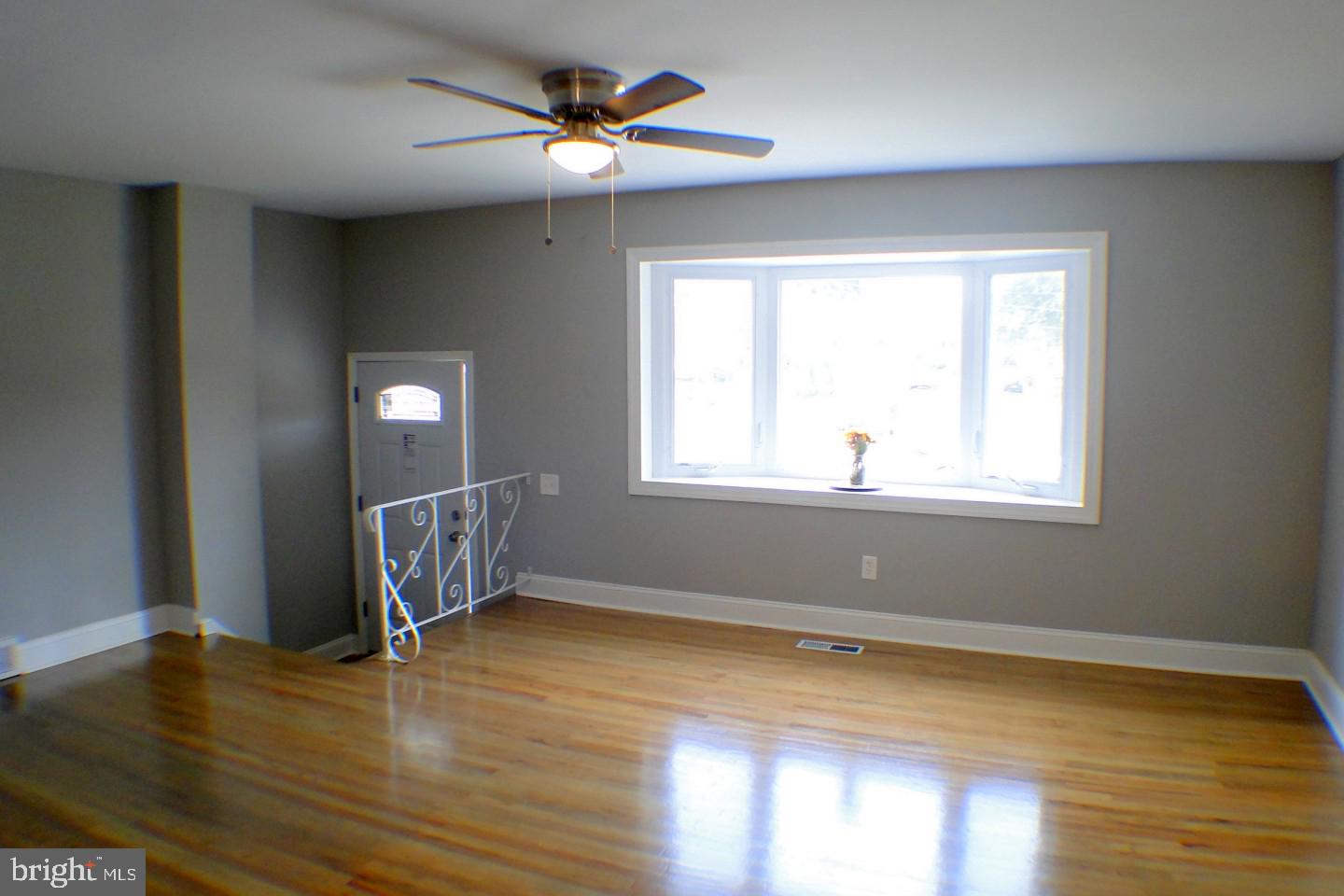 3589 Teton Road Philadelphia, PA 19154 - Photo 9 of 26