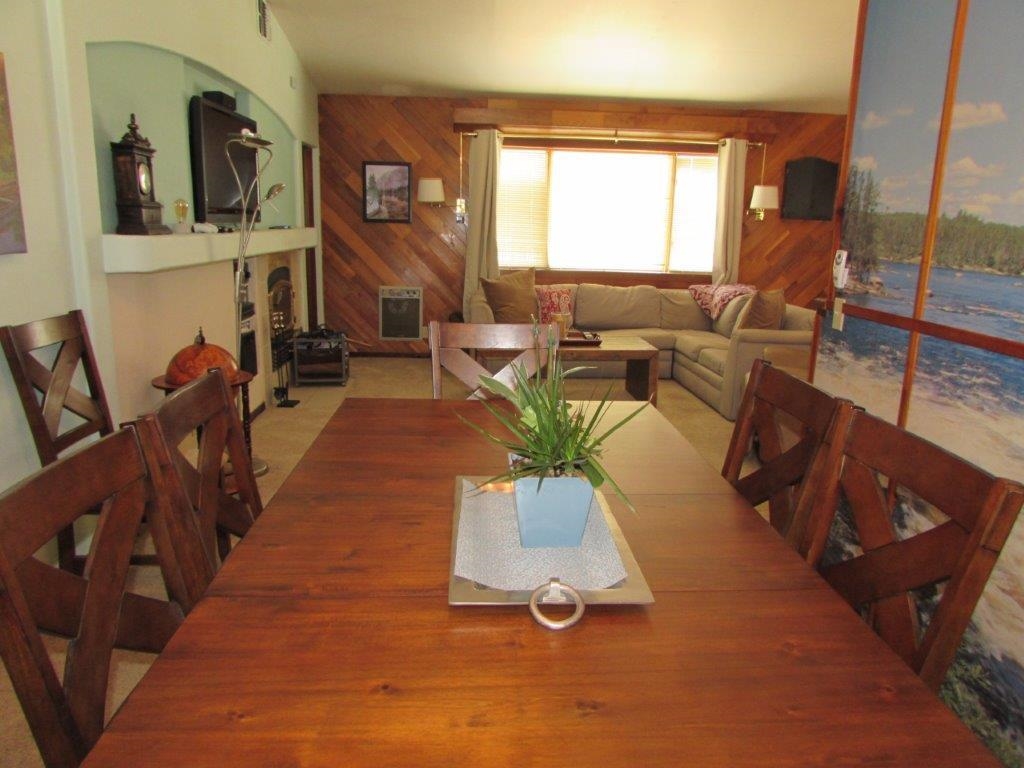 154 South Landing Road Crowley Lake, CA 93546 - Photo 13 of 27 a living room with furniture