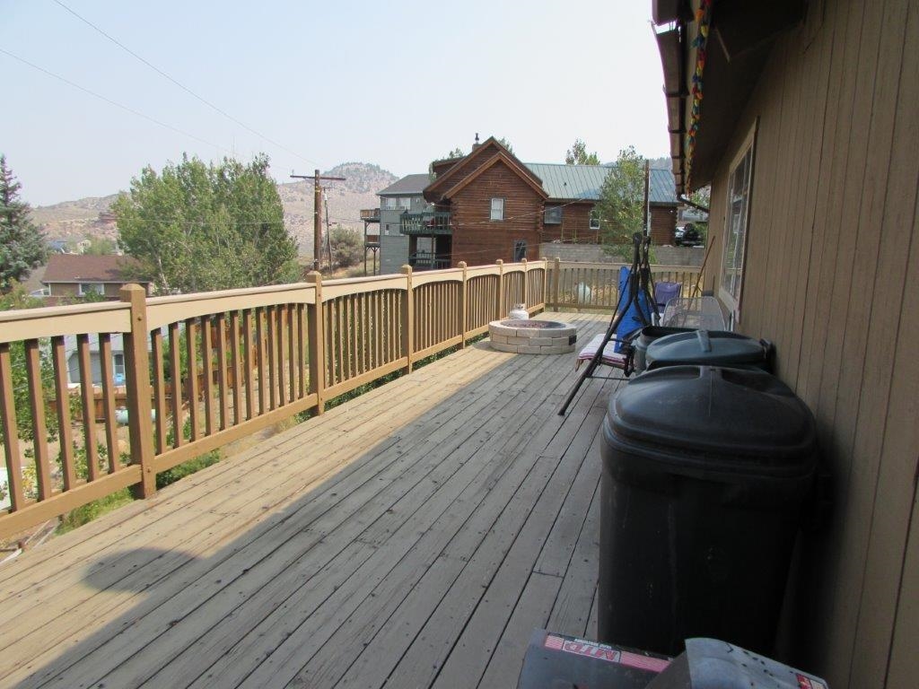 154 South Landing Road Crowley Lake, CA 93546 - Photo 15 of 27 a view of a balcony with an outdoor space