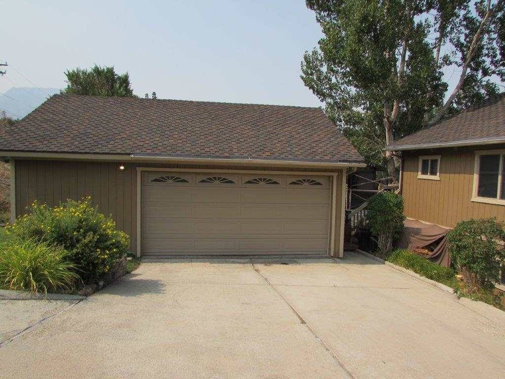 154 South Landing Road Crowley Lake, CA 93546 - Photo 27 of 27 a house with a outdoor space