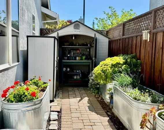 $6,250 | 844 Signorelli Circle, St. Helena, CA 94574