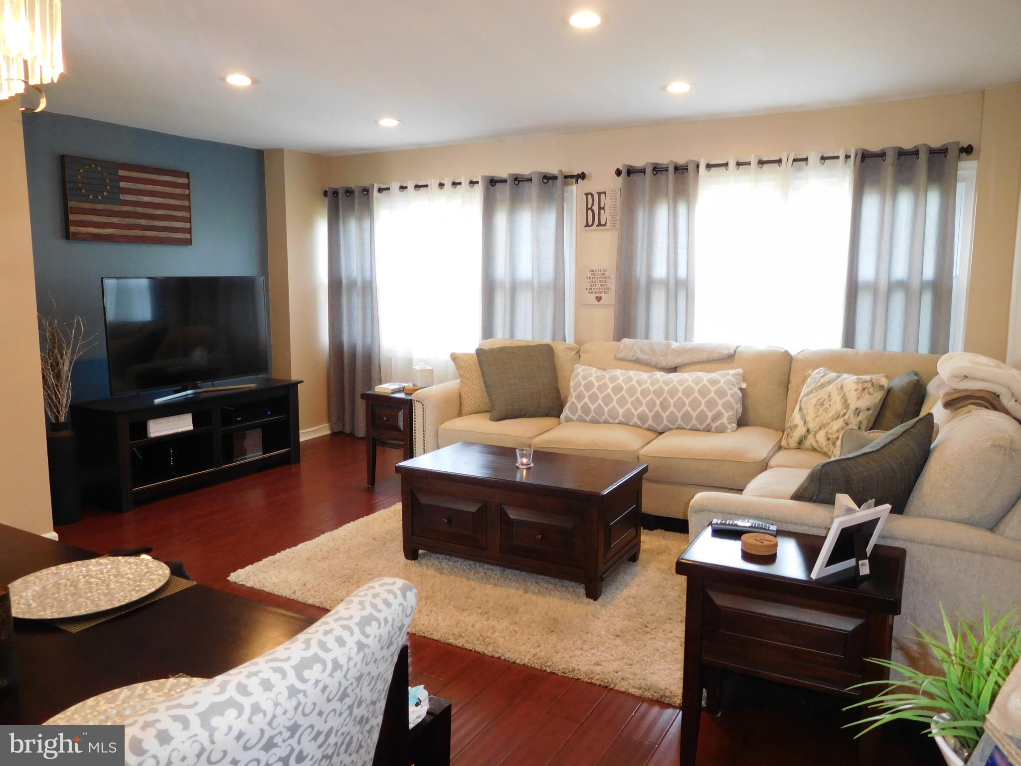 12212 Sweet Briar Road Philadelphia, PA 19154 - Photo 11 of 34
