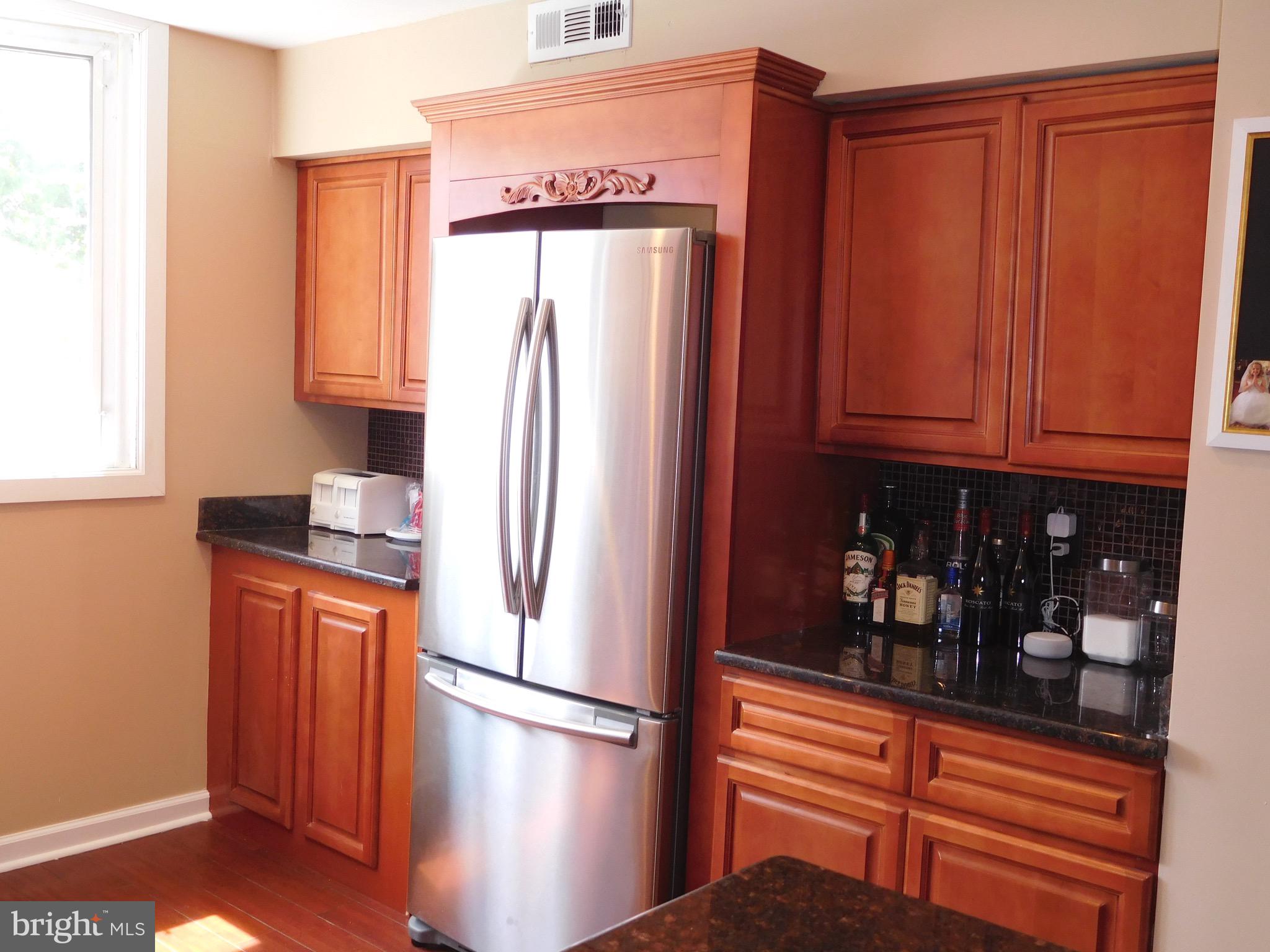 12212 Sweet Briar Road Philadelphia, PA 19154 - Photo 7 of 34