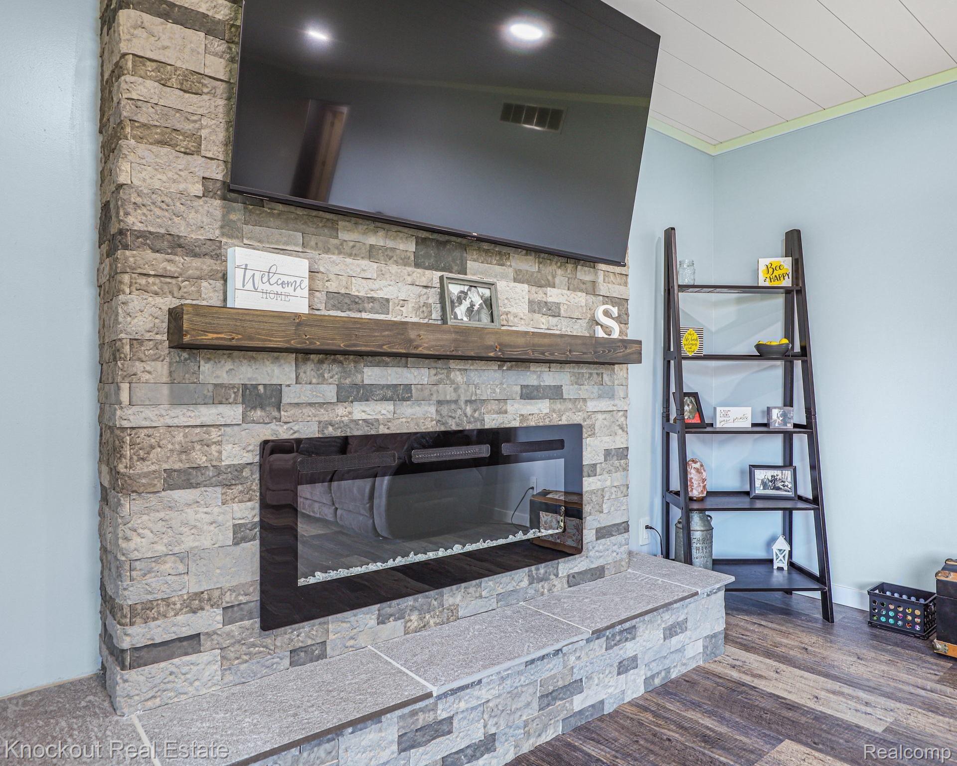 6029 Waterman Road Vassar, MI 48768 - Photo 6 of 68 10-web-or-mls-6029 Waterman Rd Vassar -10.jpg