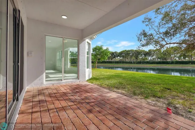 $1,175,000 | 9334 Madewood Court, Royal Palm Beach, FL 33411
