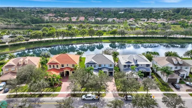 $1,175,000 | 9334 Madewood Court, Royal Palm Beach, FL 33411