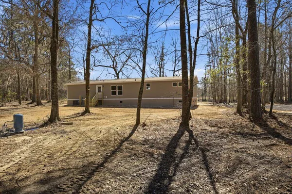 $425,000 | 662 Country Pond Lane, Cross, SC 29436
