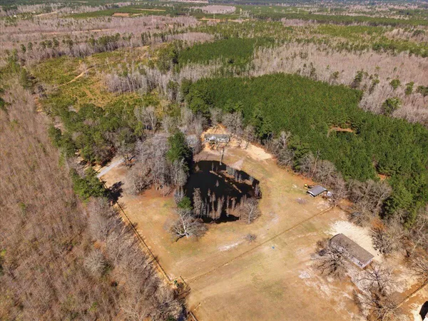 $425,000 | 662 Country Pond Lane, Cross, SC 29436