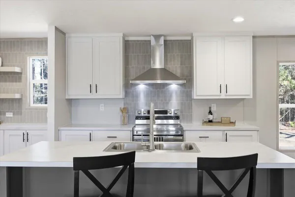 $425,000 | 662 Country Pond Lane, Cross, SC 29436