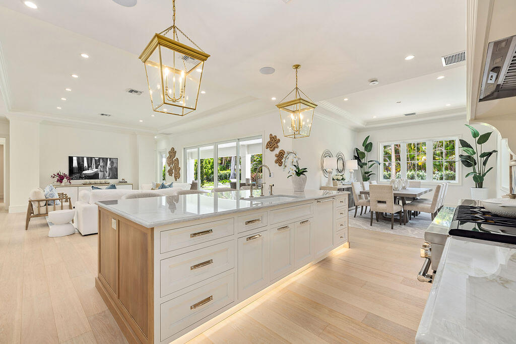 5528 Hibiscus Road Jupiter, FL 33458 - Photo 8 of 98 ET6A0593
