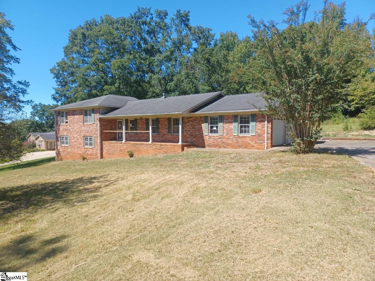 1022 Highland Road Easley, SC 29640 - Photo 1 of 15 Gallery Image 1