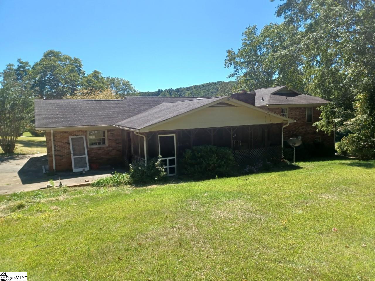 1022 Highland Road Easley, SC 29640 - Photo 3 of 15 Gallery Image 3