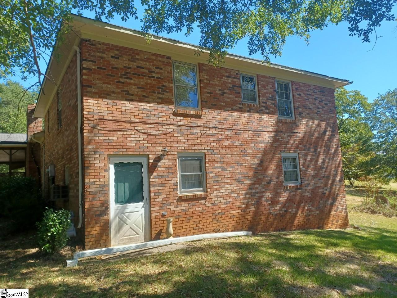 1022 Highland Road Easley, SC 29640 - Photo 4 of 15 Gallery Image 4
