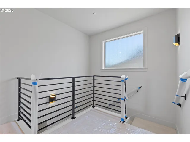 $819,939 | 14196 Southeast Iseli Lane, Clackamas, OR 97015