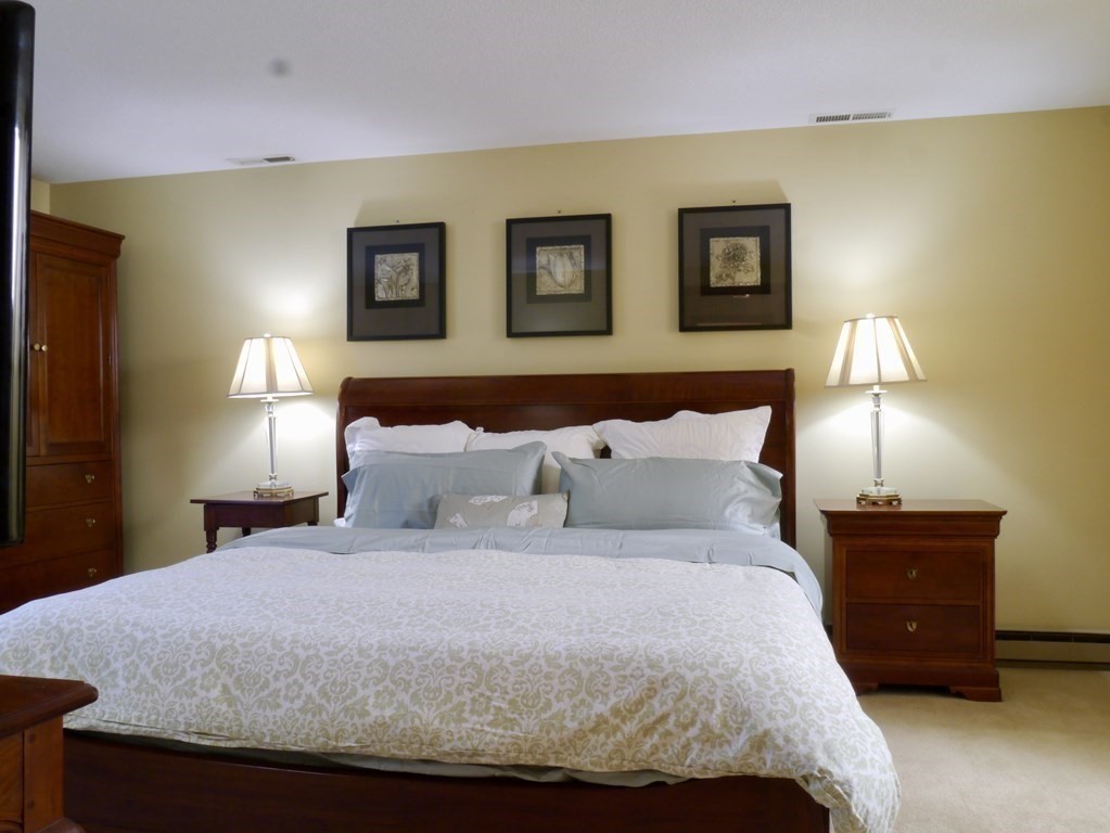 830 Bay Road Amherst, MA 01002 - Photo 23 of 34