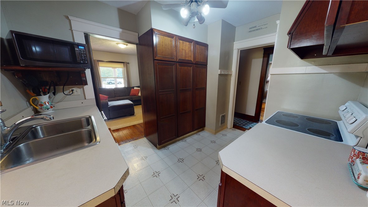 3642 Center Road Perry, OH 44081 - Photo 17 of 31