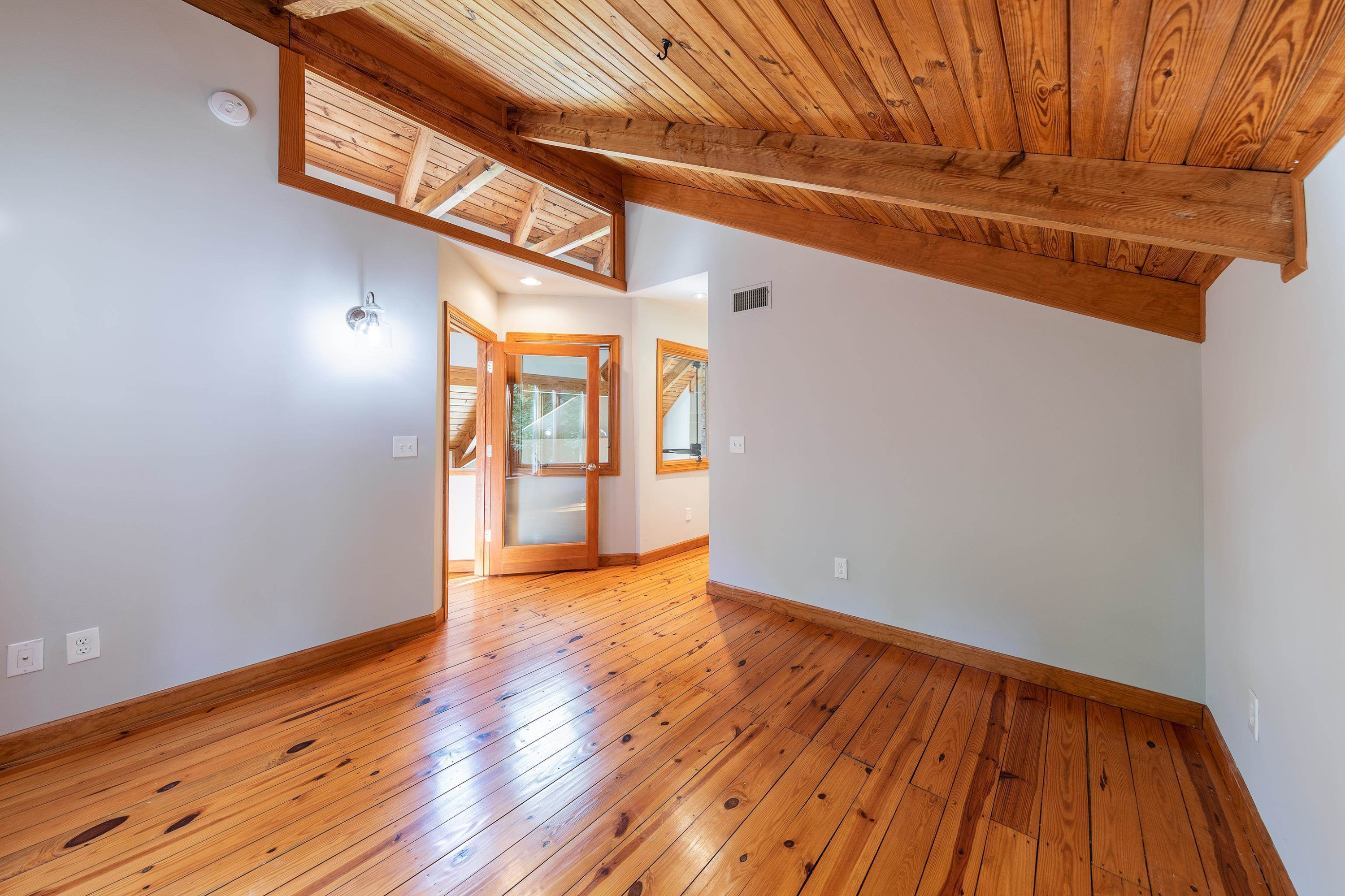 12217 Old Creedmoor Road Raleigh, NC 27613 - Photo 13 of 41 OWNERS SUITE