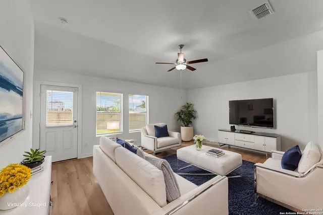 $329,990 | 8662 Rucker Pond Trail, San Antonio, TX 78252