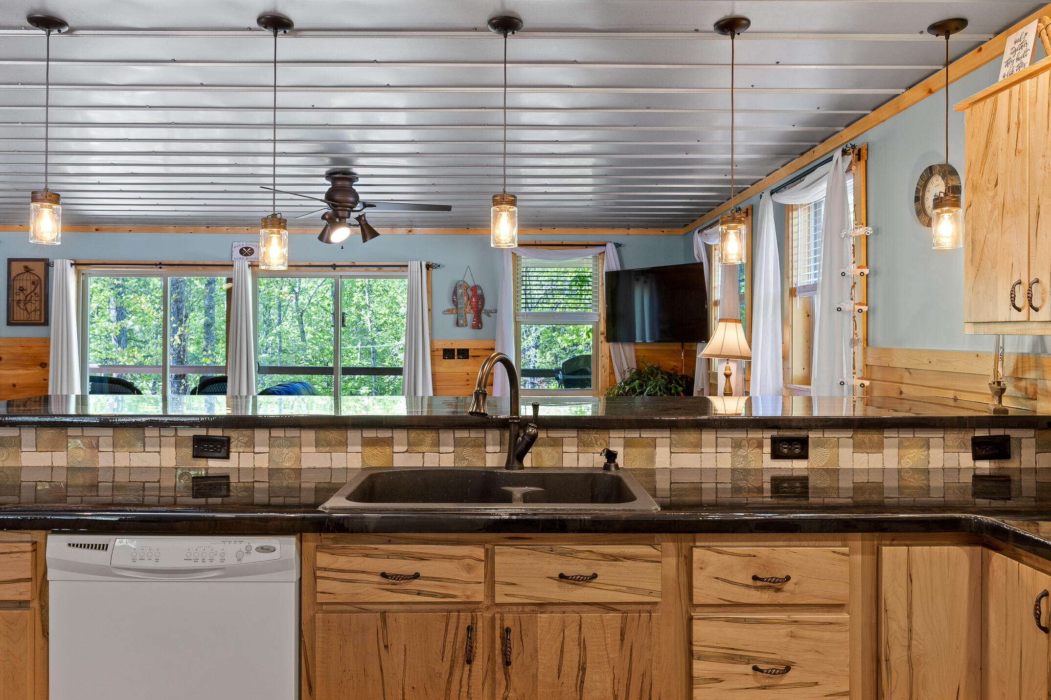 626 Watts Dr Spring Spring City, TN 37381 - Photo 15 of 44 Kitchen