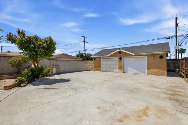 $849,000 | 932 23rd Street, Long Beach, CA 90806