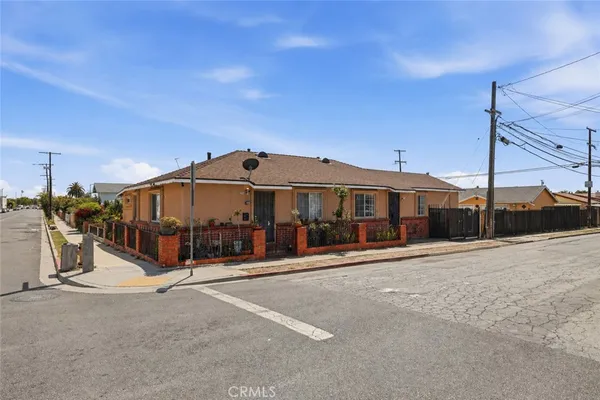 $849,000 | 932 23rd Street, Long Beach, CA 90806