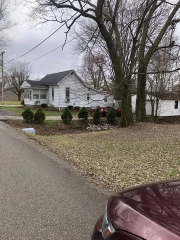 $115,000 | 132 South East Street, Charlottesville, IN 46117