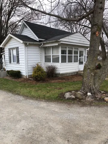 $115,000 | 132 South East Street, Charlottesville, IN 46117