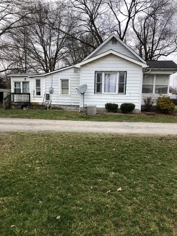 $115,000 | 132 South East Street, Charlottesville, IN 46117