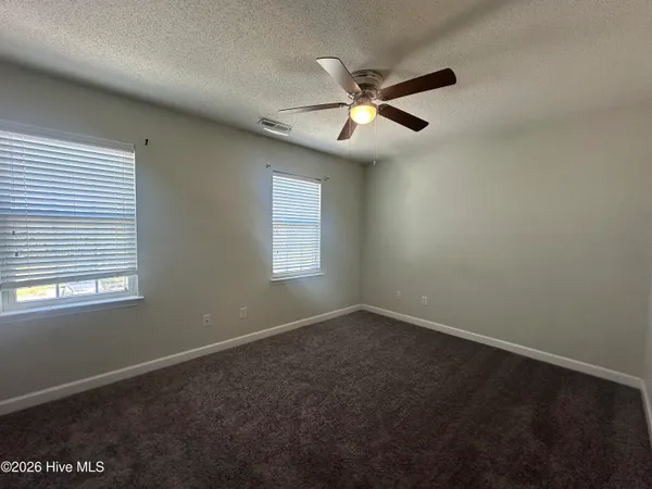 $1,250 | 202 Lanieve Court, Unit 8, Hubert, NC 28539