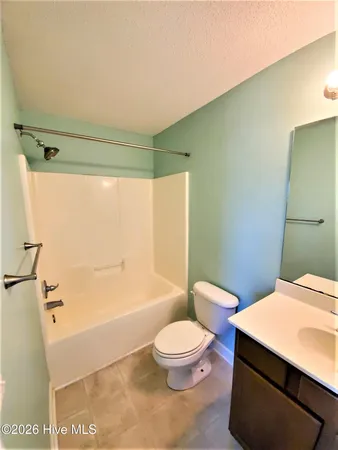 $1,250 | 202 Lanieve Court, Unit 8, Hubert, NC 28539