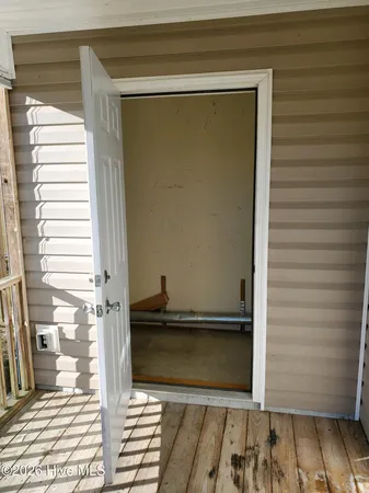 $1,250 | 202 Lanieve Court, Unit 8, Hubert, NC 28539