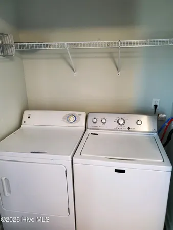 $1,250 | 202 Lanieve Court, Unit 8, Hubert, NC 28539