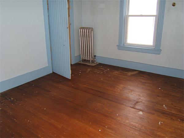 16 Steele Street Worcester, MA 01607 - Photo 5 of 10 Gallery Image 5