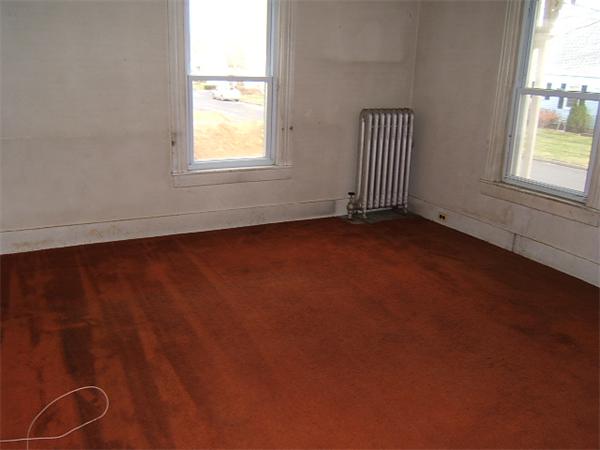 16 Steele Street Worcester, MA 01607 - Photo 9 of 10 Gallery Image 9