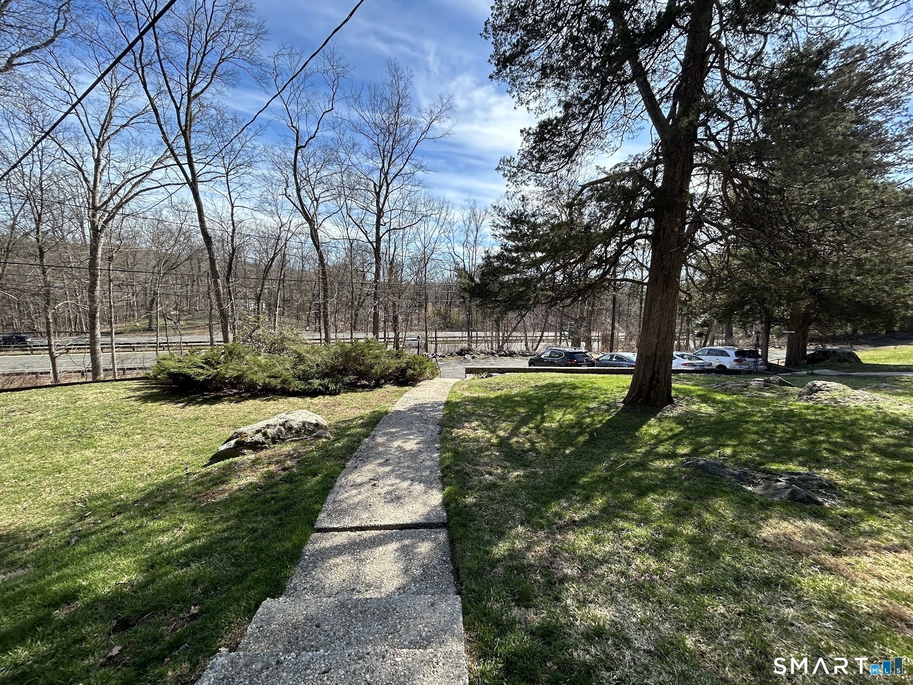 236 Wire Mill Road, Unit COTTAGE Stamford, CT 06903 - Photo 2 of 9